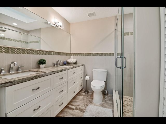 451 N LYRA Circle, Juno Beach, FL 33408