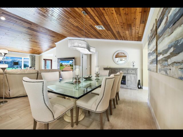 451 N LYRA Circle, Juno Beach, FL 33408