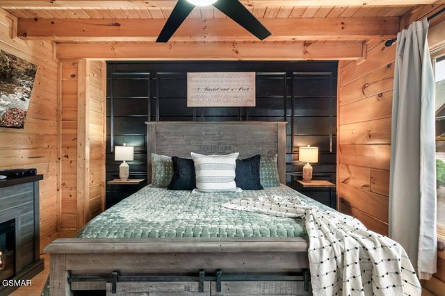 2009 Cougar Crossing Way, Sevierville, TN 37876