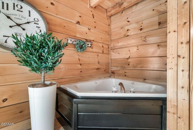 2009 Cougar Crossing Way, Sevierville, TN 37876