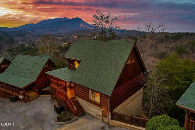 2009 Cougar Crossing Way, Sevierville, TN 37876