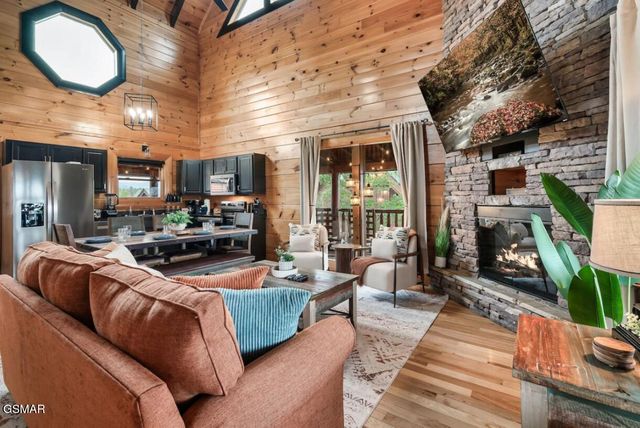 2009 Cougar Crossing Way, Sevierville, TN 37876