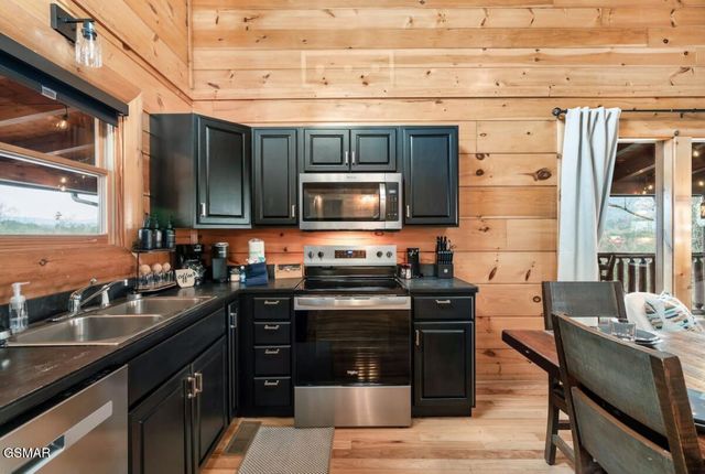 2009 Cougar Crossing Way, Sevierville, TN 37876