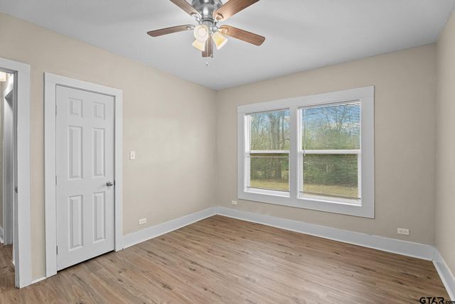 1409 N Carlyle, Tyler, TX 75702