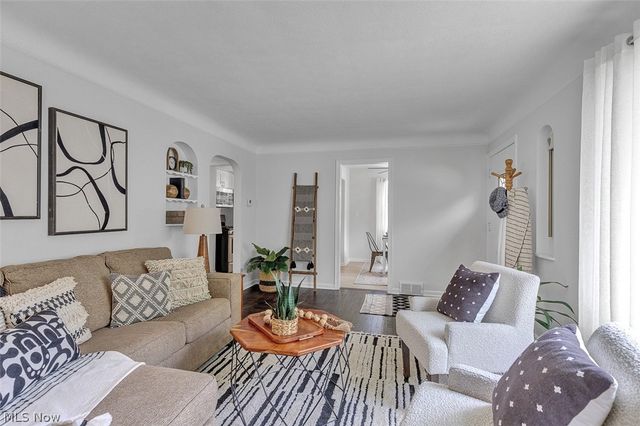 7503 Whittington Drive, Parma, OH 44129
