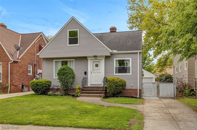 7503 Whittington Drive, Parma, OH 44129