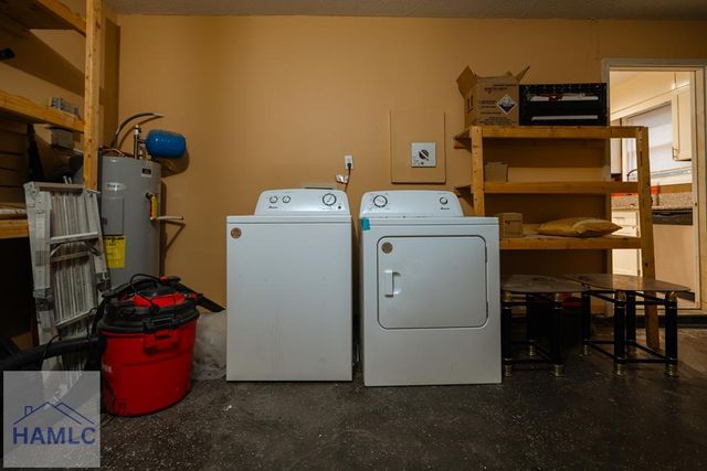 1042 Live Oak Drive, Hinesville, GA 31313