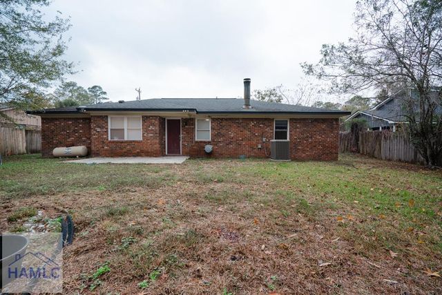 1042 Live Oak Drive, Hinesville, GA 31313