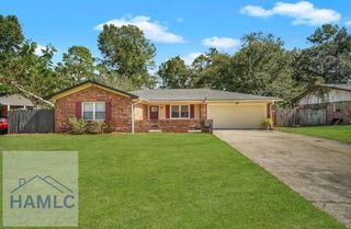 1042 Live Oak Drive, Hinesville, GA 31313