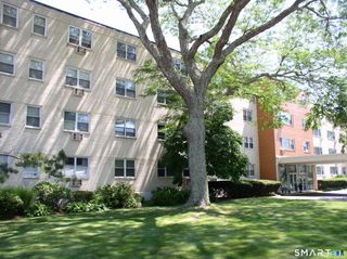 292 Pequot Avenue 4E, New London, CT 06320