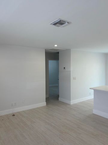 2812 Duke Lane, Delray Beach, FL 33445