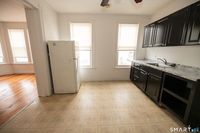 473 Howard Avenue 2, New Haven, CT 06519