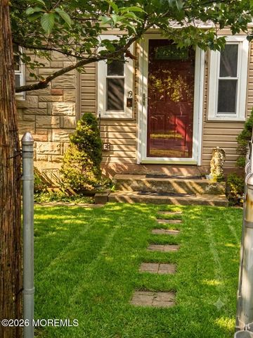 19 Mockingbird Lane, Browns Mills, NJ 08015