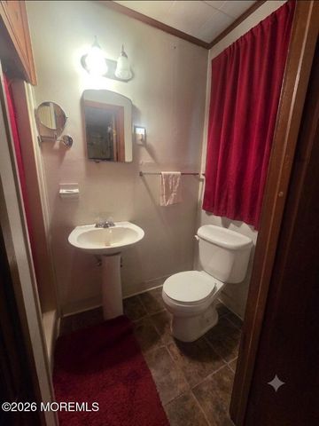 19 Mockingbird Lane, Browns Mills, NJ 08015