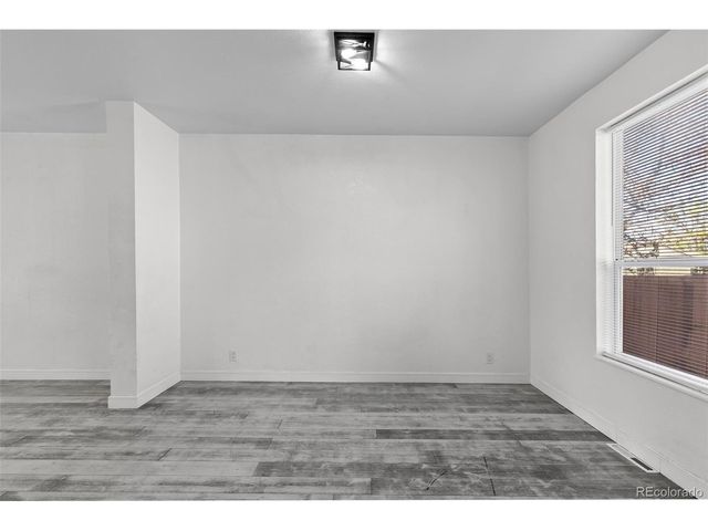 6950 Newport St, Commerce City, CO 80022