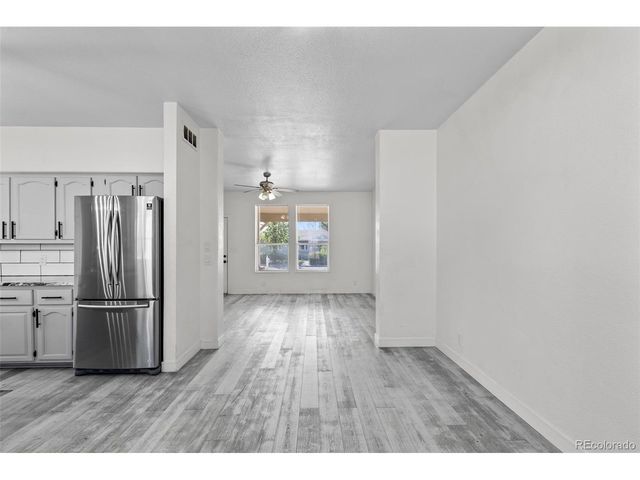 6950 Newport St, Commerce City, CO 80022