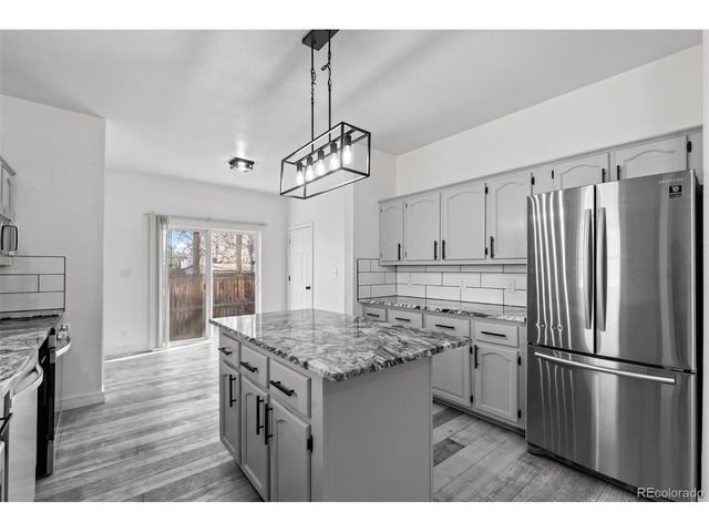 6950 Newport St, Commerce City, CO 80022