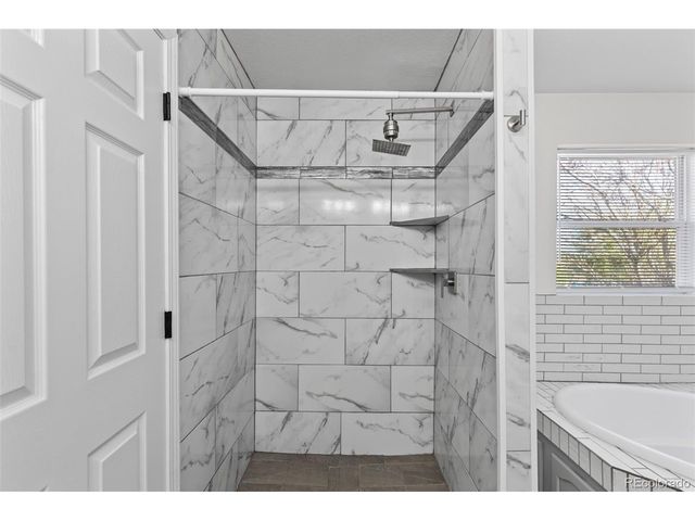 6950 Newport St, Commerce City, CO 80022