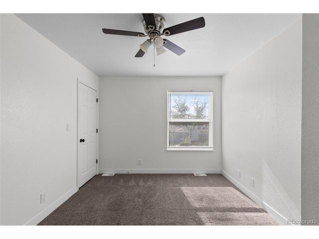 6950 Newport St, Commerce City, CO 80022