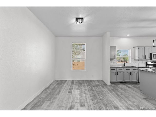 6950 Newport St, Commerce City, CO 80022