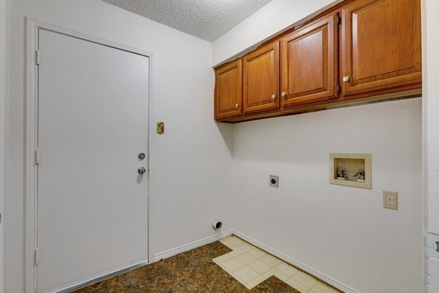 902 Wayne Avenue, Duncanville, TX 75137
