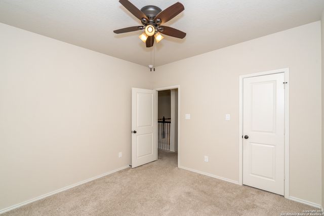 9142 yearling, San Antonio, TX 78254