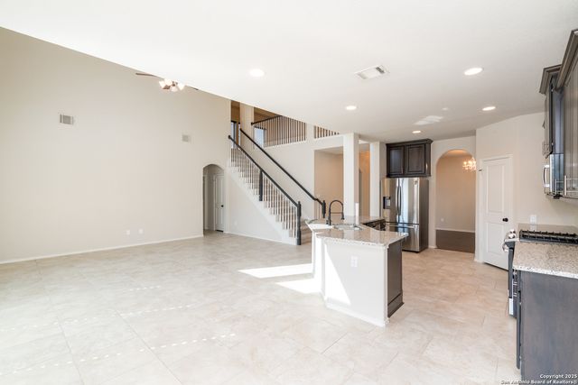 9142 yearling, San Antonio, TX 78254