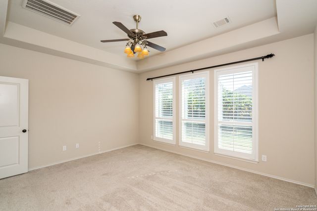 9142 yearling, San Antonio, TX 78254