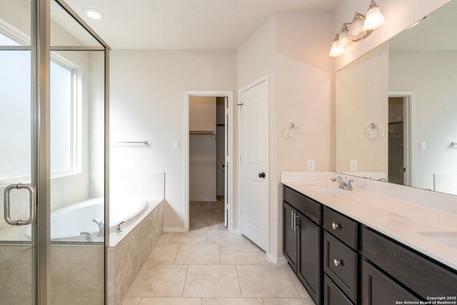 9142 yearling, San Antonio, TX 78254