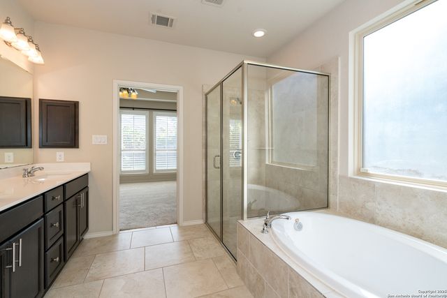 9142 yearling, San Antonio, TX 78254