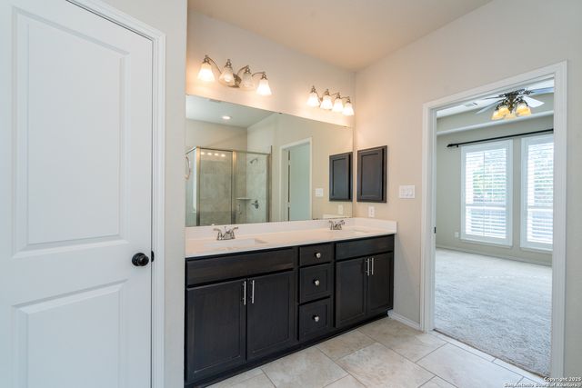 9142 yearling, San Antonio, TX 78254