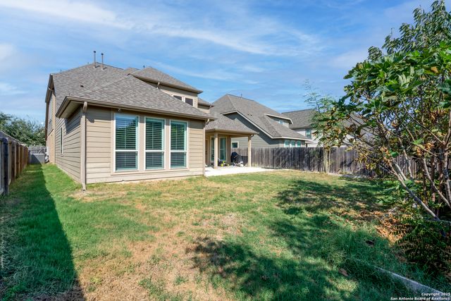 9142 yearling, San Antonio, TX 78254