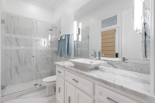 39 N Palmiera Circle, The Woodlands, TX 77382