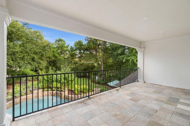 39 N Palmiera Circle, The Woodlands, TX 77382