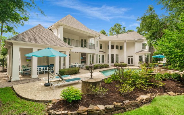 39 N Palmiera Circle, The Woodlands, TX 77382