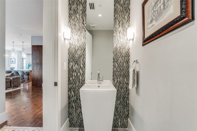 2300 Wolf Street 10D, Dallas, TX 75201