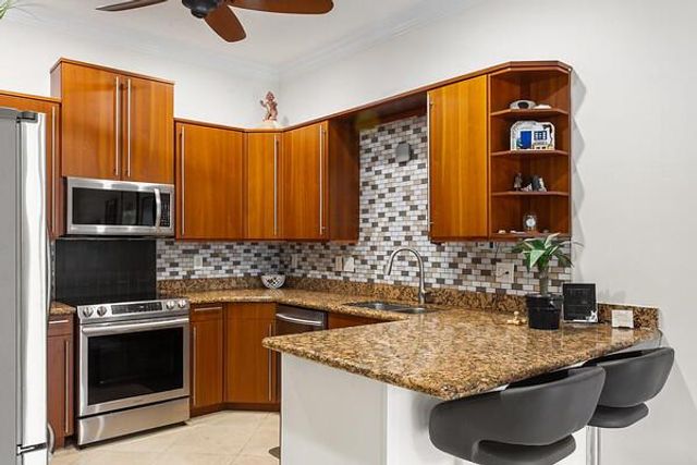 3020 NE 5th Terrace, Wilton Manors, FL 33334