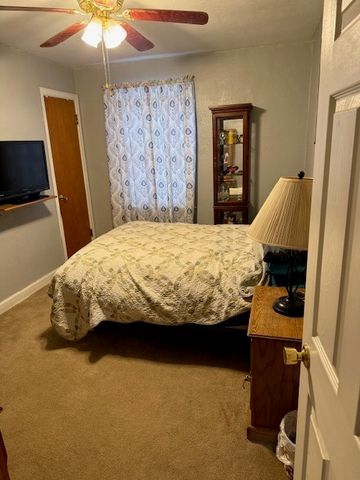 210 W South Street, Sheffield, IL 61361