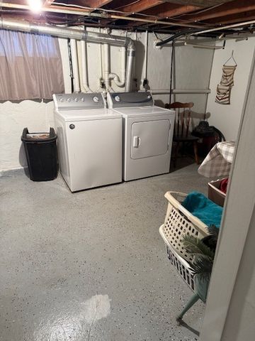 210 W South Street, Sheffield, IL 61361