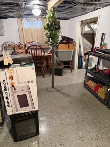 210 W South Street, Sheffield, IL 61361