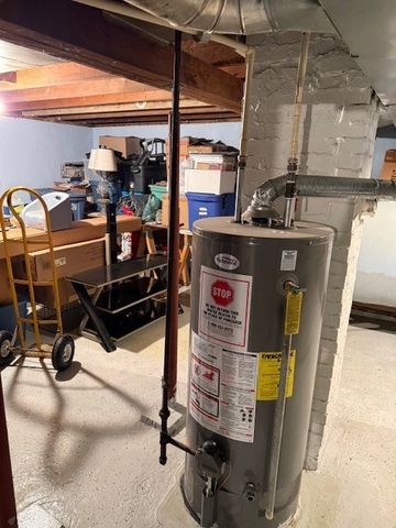 210 W South Street, Sheffield, IL 61361