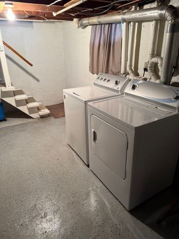 210 W South Street, Sheffield, IL 61361