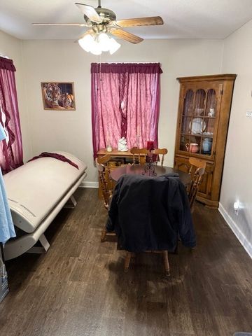 210 W South Street, Sheffield, IL 61361