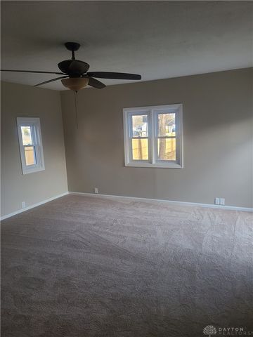 143 W Fancy Street, Blanchester, OH 45107