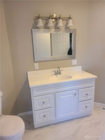 143 W Fancy Street, Blanchester, OH 45107