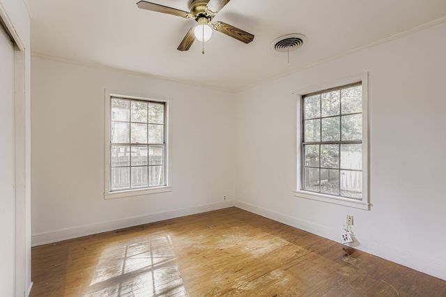 512 Park Lane, Cleveland, TX 77327