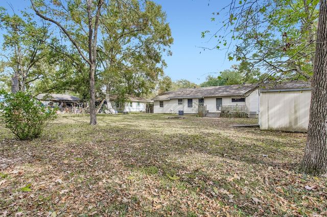 512 Park Lane, Cleveland, TX 77327