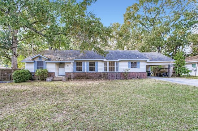 512 Park Lane, Cleveland, TX 77327