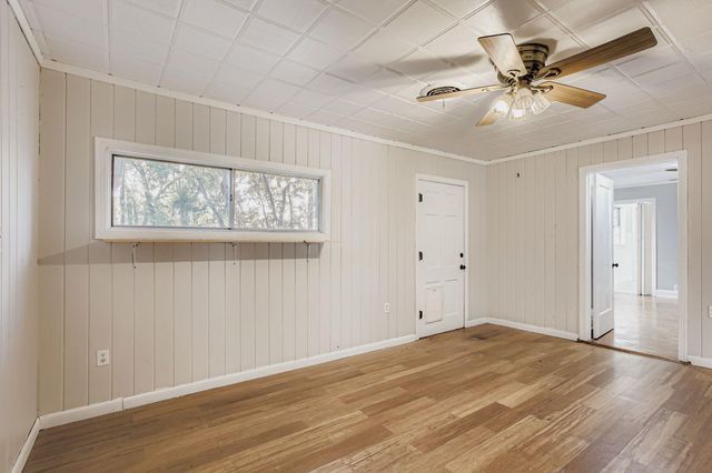 512 Park Lane, Cleveland, TX 77327