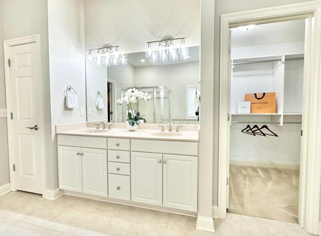 7040 Aly Dar Lane, Blacklick, OH 43004